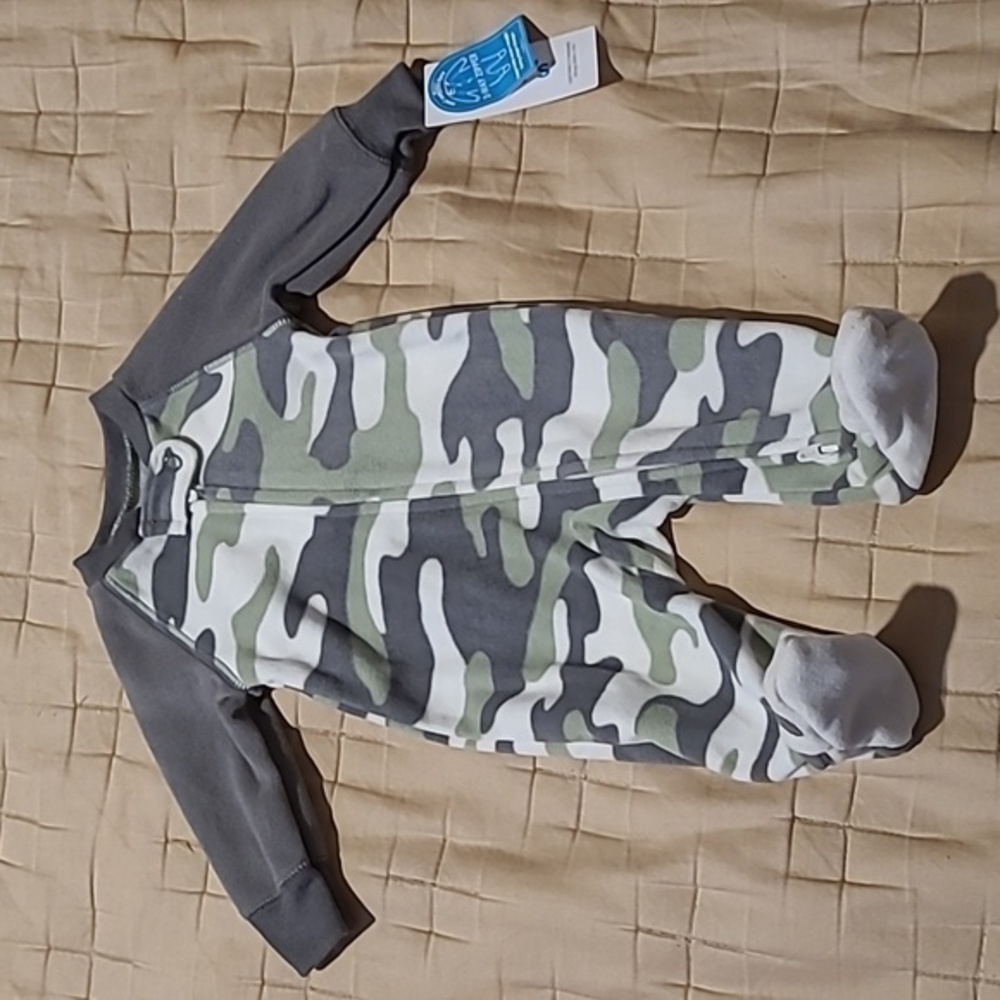 Carter's onesie with footie